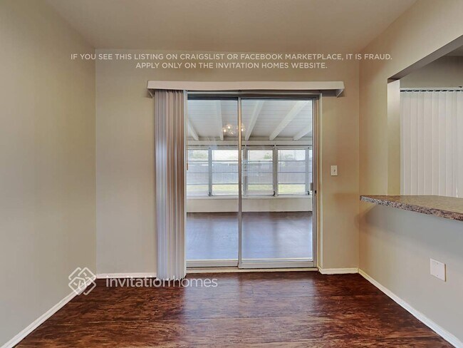 Foto del edificio - 543 Sheridan Dr