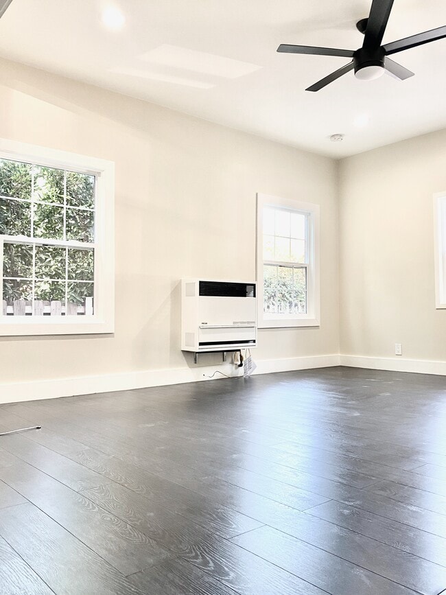 Foto del edificio - 6400 Dix St