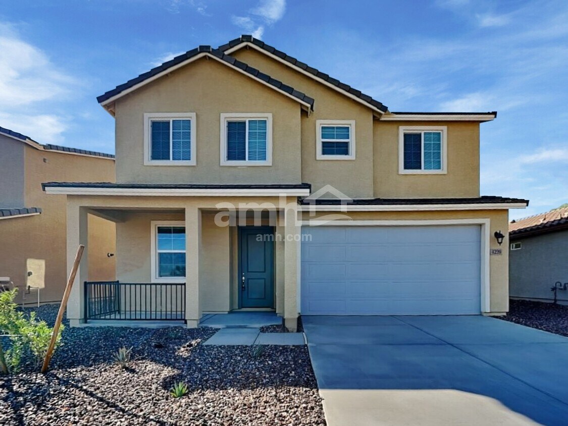 Foto principal - 4239 W St Charles Avenue