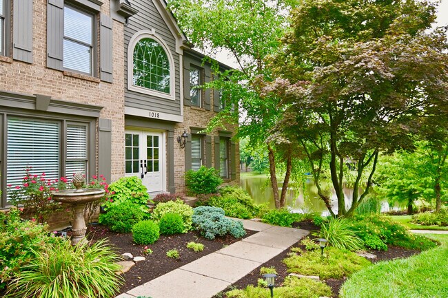 Foto del edificio - 1018 Whirlaway Dr