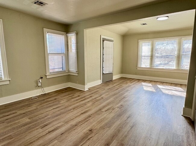 Foto del edificio - 2521 NW 12th St