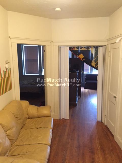 Primary Photo - 123 Sutherland Rd