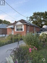 Building Photo - 107 Ellington Dr