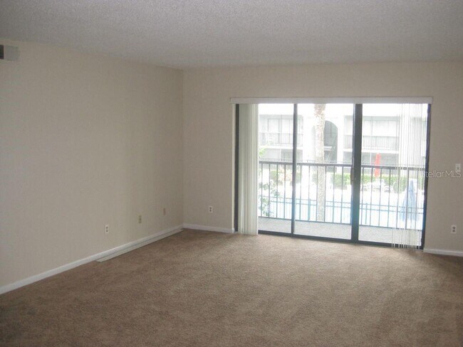 Foto del edificio - 1627 S Pine Ridge Cir