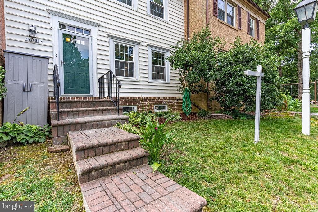 7951 Hidden Bridge Dr, Springfield, VA 22153 House Rental in Springfield, VA
