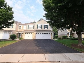 Building Photo - 2607 Oak Tree Ln