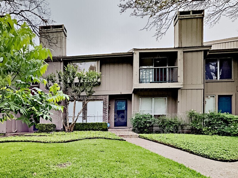 Primary Photo - 12012 Leisure Dr