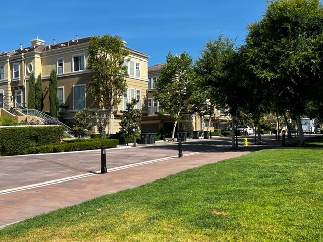 Foto del edificio - 3415 S Main St