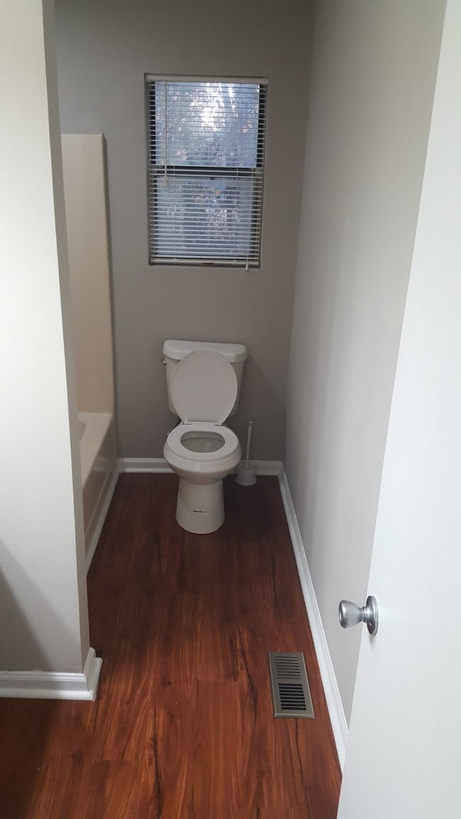 Building Photo - 109 Hillpine Trail