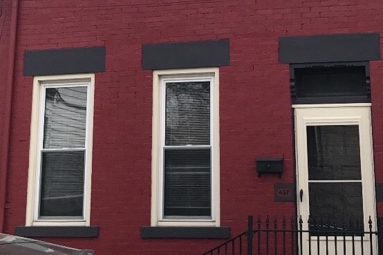 Building Photo - 457 Cedarville St