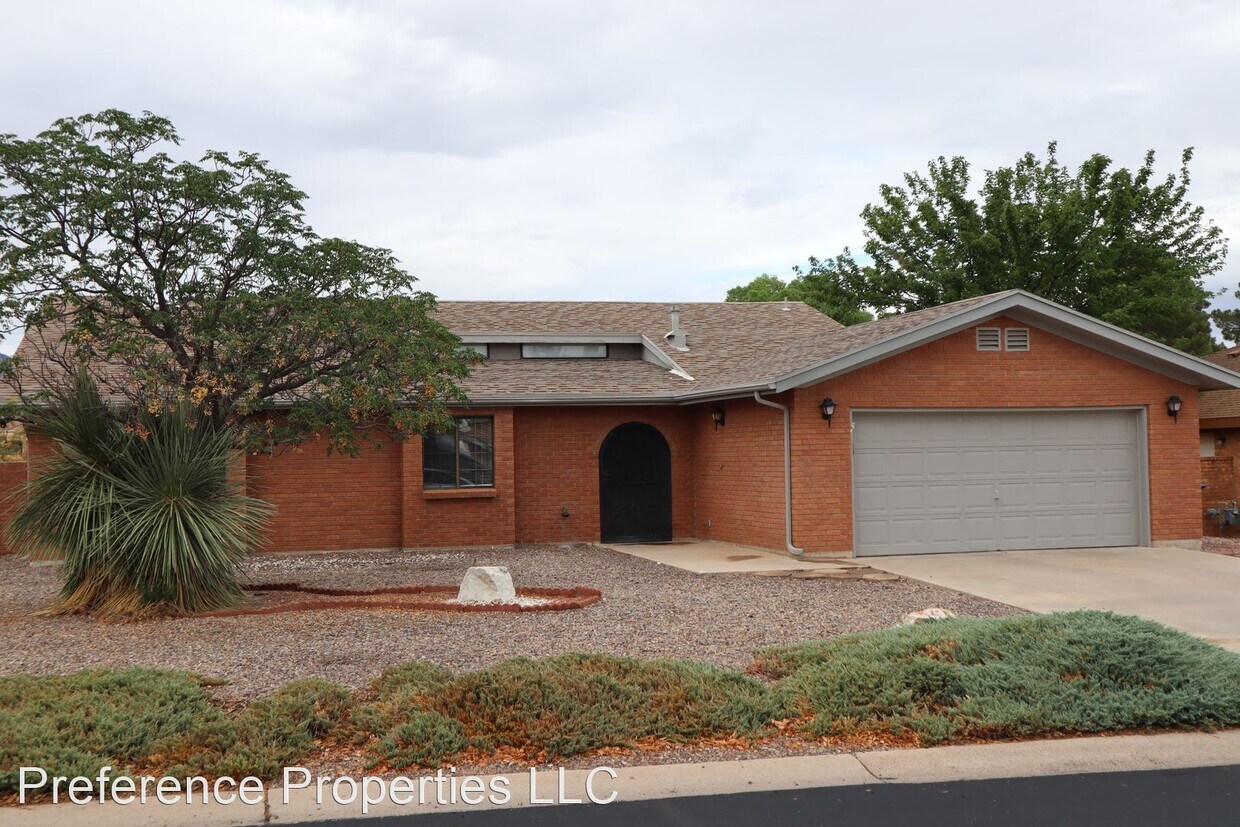 Primary Photo - 3 br, 2 bath House - 2606 S Player Avenue