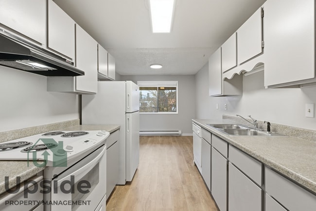 Building Photo - 213 N Felts Rd