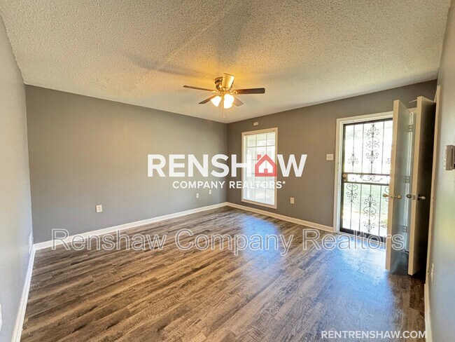 Foto del edificio - 3245 Keystone Ave