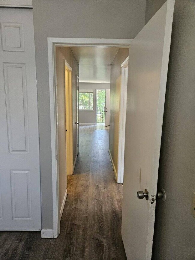 Building Photo - 5171 Lapa Dr