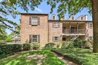 Building Photo - 12966 Trail Hollow Dr