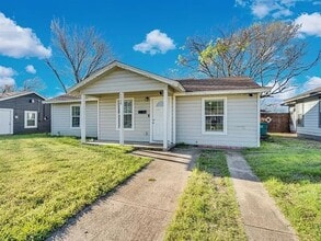 Building Photo - 4208 Wiman Dr