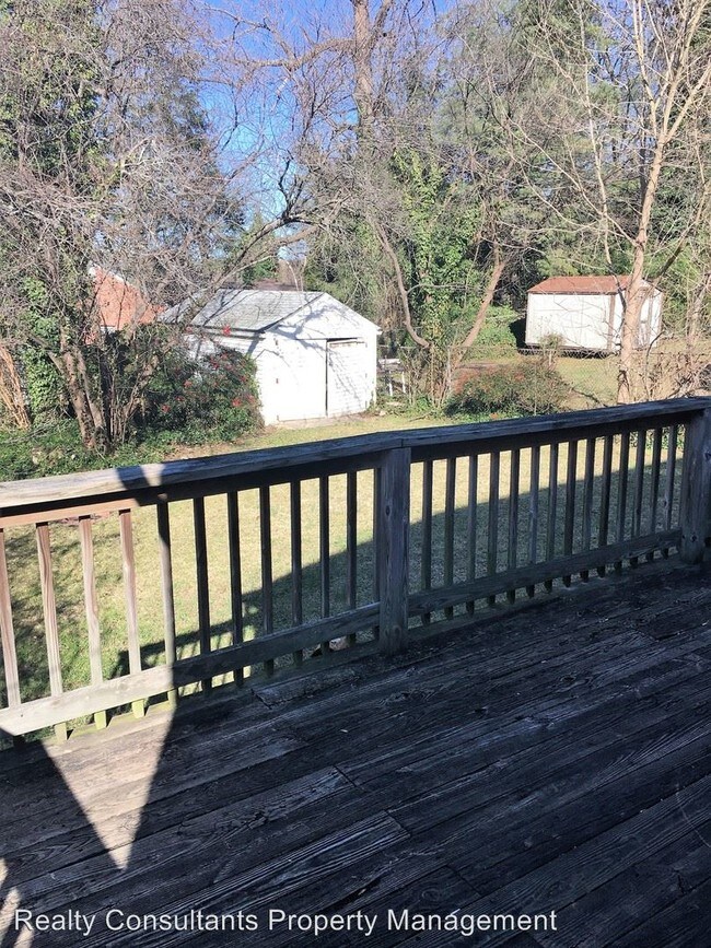 Building Photo - 4 br, 2 bath House - 2640 Walker Avenue