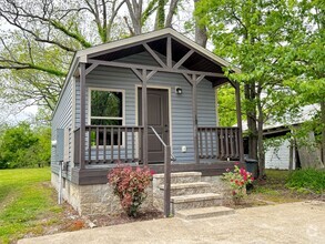Building Photo - 119 Robinson