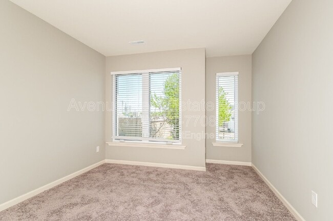 Foto del edificio - 39 Wingtip