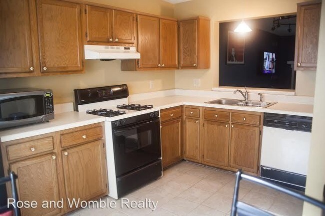 Building Photo - 730 Hecate Dr