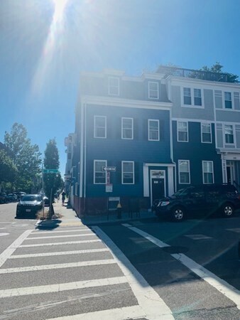 Building Photo - 167 O St