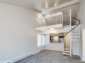 Building Photo - 1140 Poplar Ave
