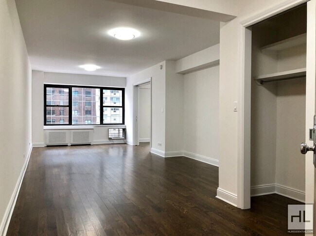 Foto del edificio - EAST 57 STREET