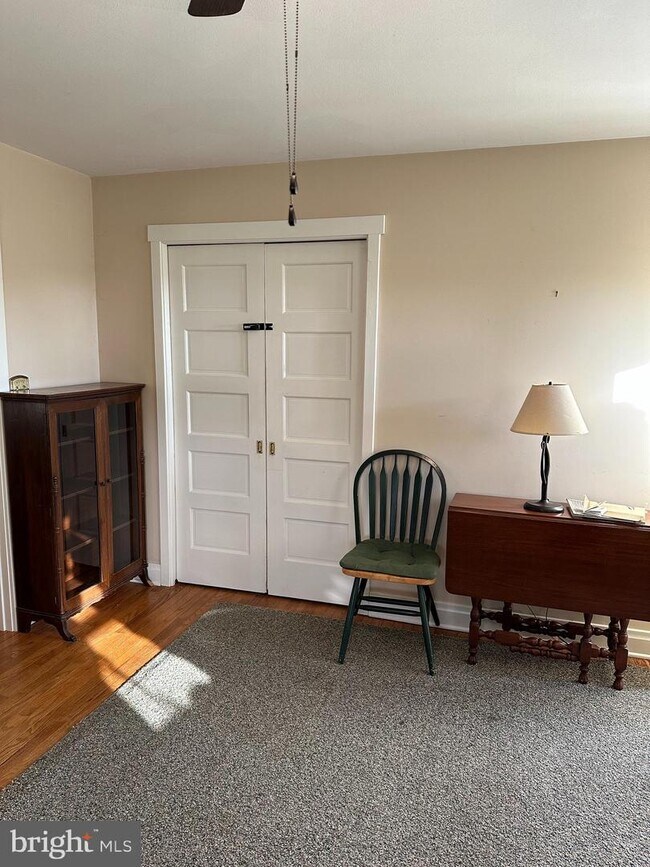 10093 Shale Rd, Shippensburg, PA 17257 Room for Rent in Shippensburg