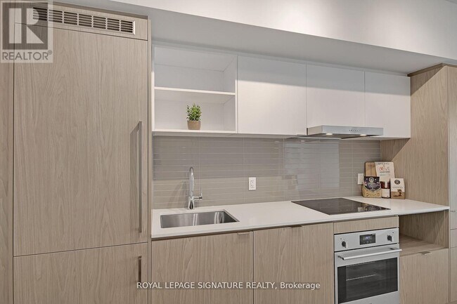 Building Photo - 55 Cooper St