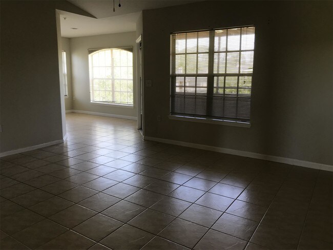 Foto del edificio - 1655 The Greens Way