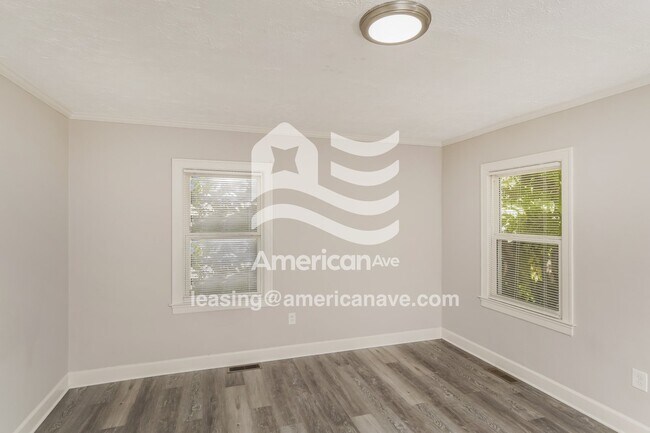 Foto del edificio - 428 Davidson Ct