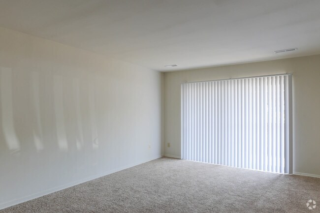 2HAB, 2BA - 1100 ft² - The Worthington