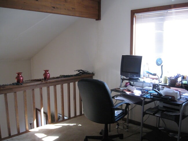 Photo - Spacious 3bed home in quiet Westside neigh...