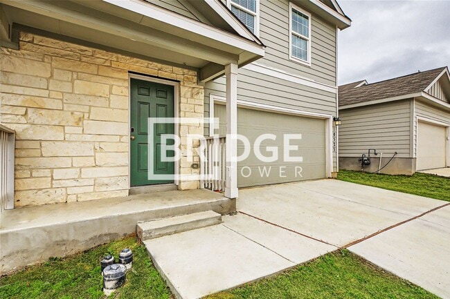 Building Photo - 10523 McClintock Drive