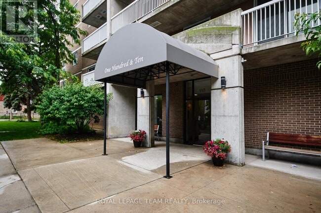 Building Photo - 110 Forward Ave