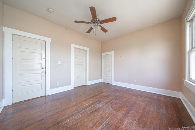 Photo - 204 Mt Vernon Ct Apartment