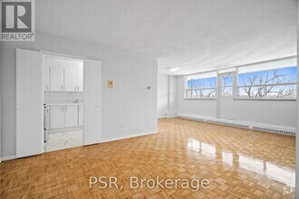 Building Photo - 105-105 Rowena Dr