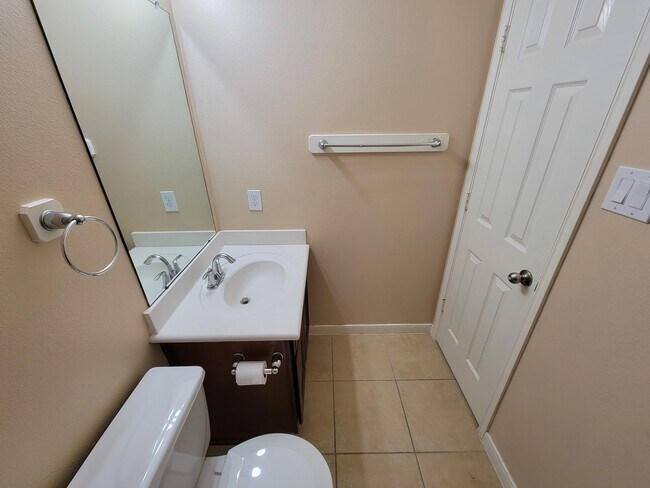 Foto del edificio - 20931 Flower Croft Ct