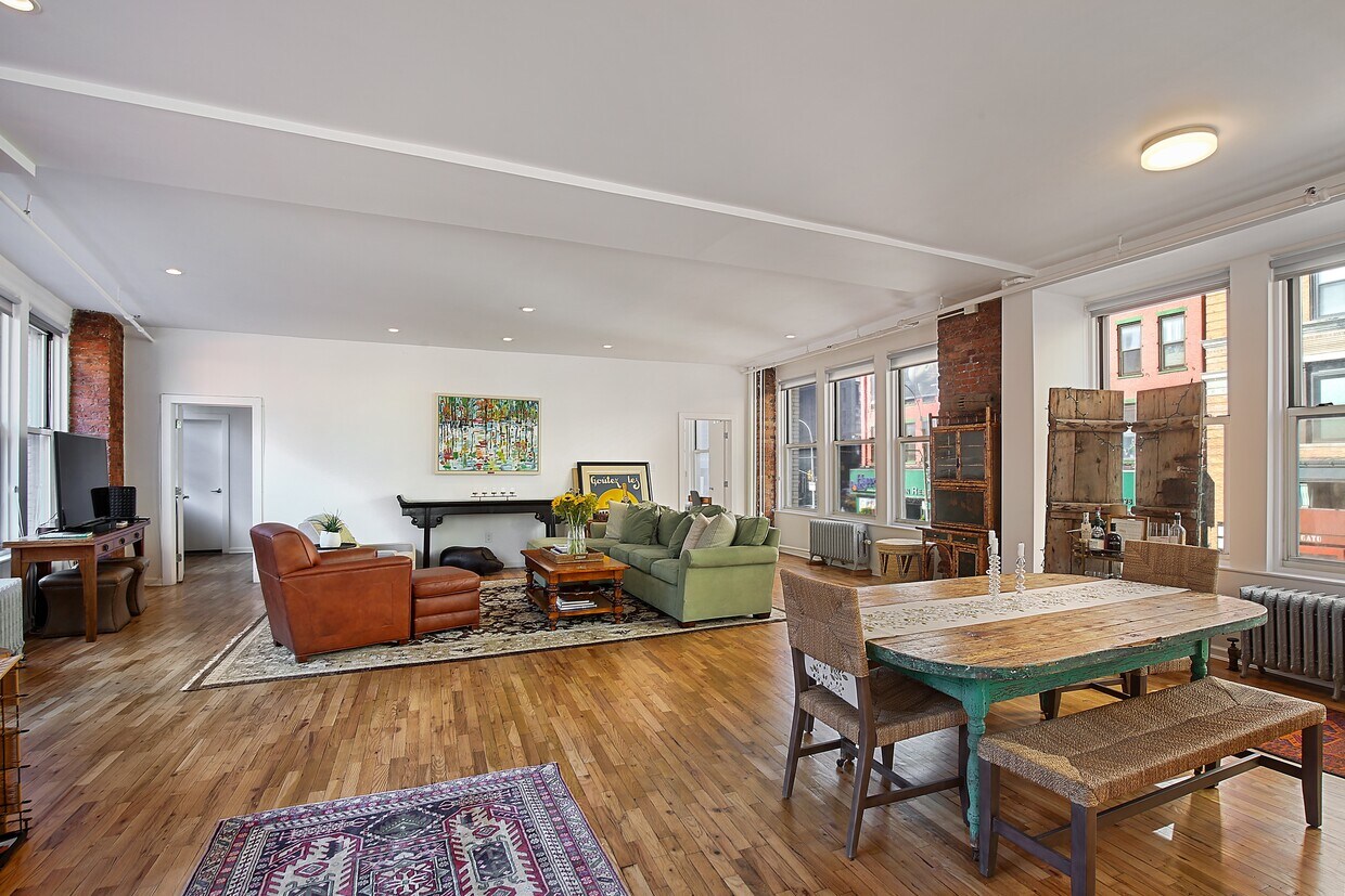 Foto principal - 325 Lafayette St