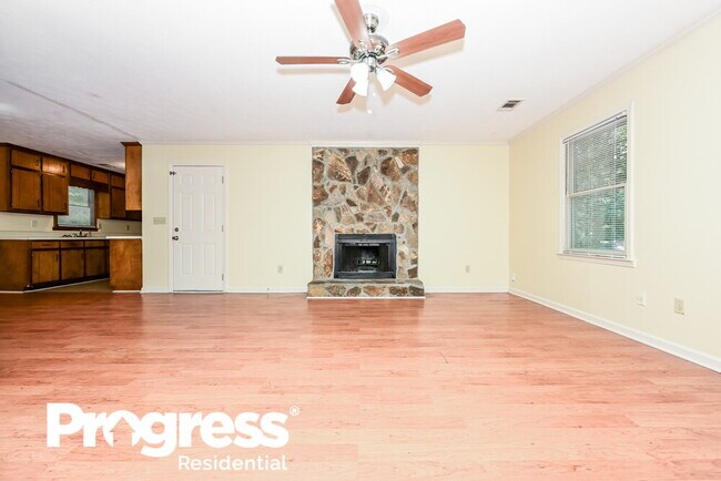 Foto del edificio - 155 Victoria Dr