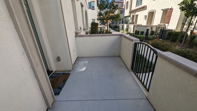 Foto del edificio - 8150 Spirit St