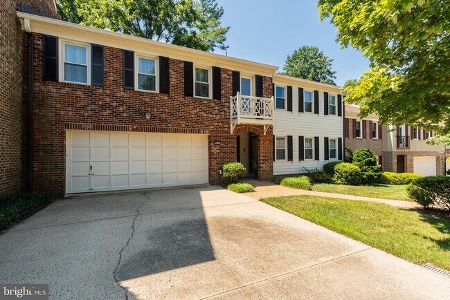 Foto del edificio - 10515 Meadow Bridge Ln