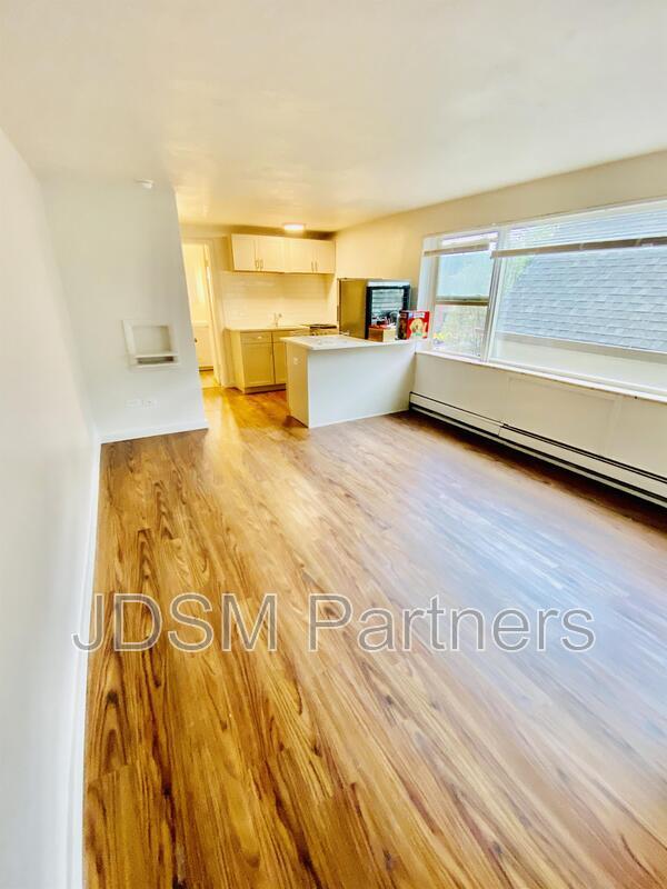 Foto del edificio - 80 S Washington St