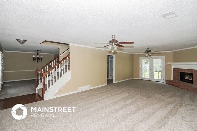 Foto del edificio - 8866 Forest Ridge Cove