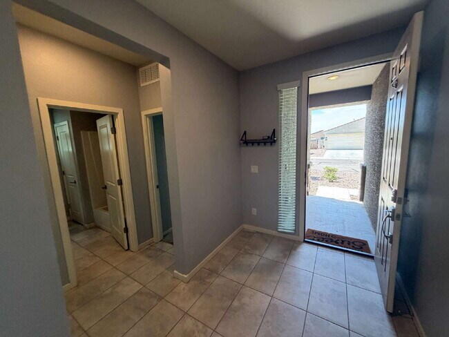 Foto del edificio - 7214 E Gamebird Way