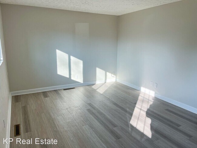 Building Photo - 3 br, 1 bath House - 1316 Southfield Dr.