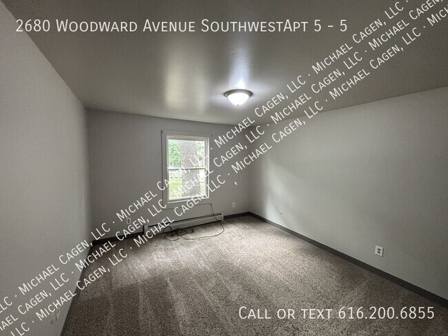 Foto del edificio - 2680 Woodward Ave SW