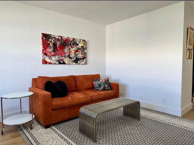 Foto del edificio - 299 SW 7th St