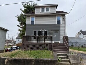 Building Photo - 846 Lee Dr