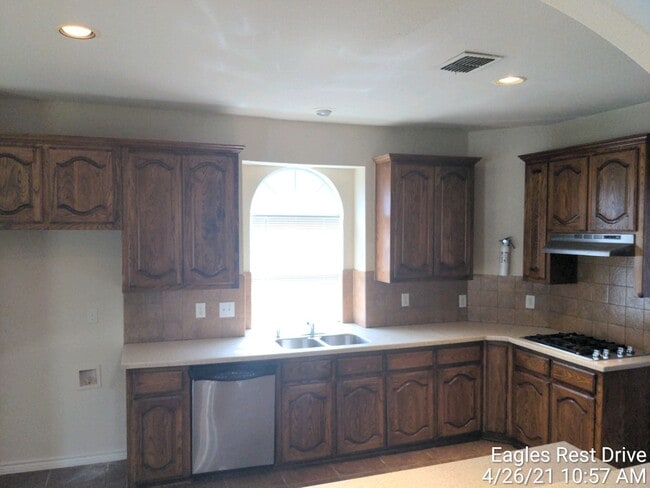 Building Photo - 6336 Eagles Rest Dr